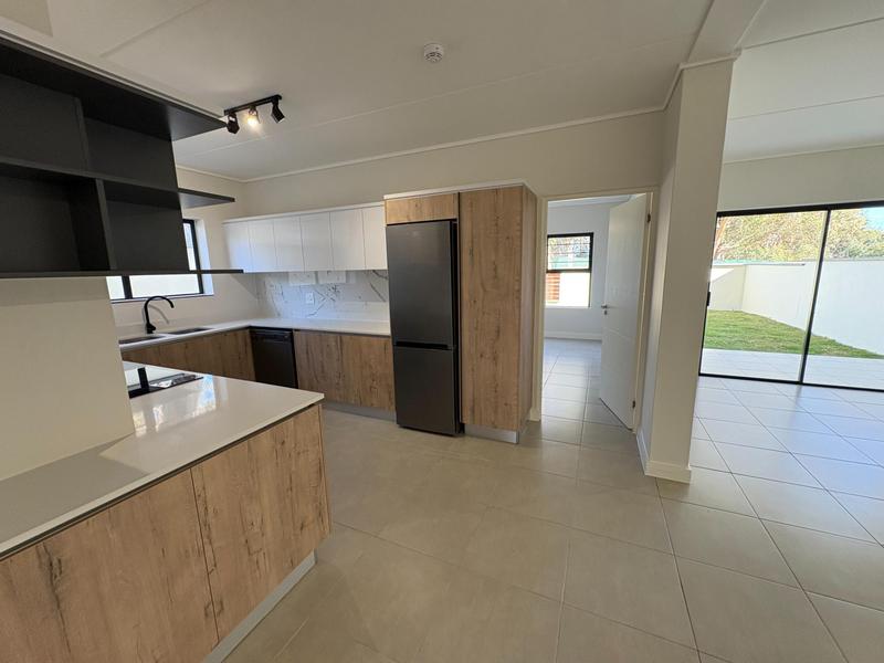 To Let 3 Bedroom Property for Rent in Richwood Western Cape